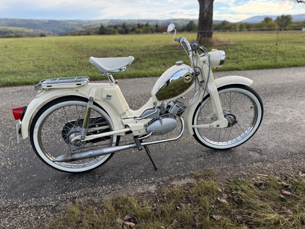 Neues Mofa am Start 1 Zündapp Bergsteiger M25